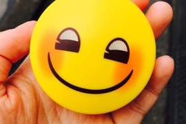 表情符號實體化《innisfree emoji蜜粉》讓你用蜜粉盒表達當日心情♥ 表情符號實體化《innisfree emoji蜜粉》讓你用蜜粉盒表達當日心情♥