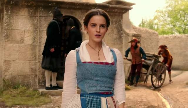 《美女與野獸》「貝兒」片段 艾瑪歌聲甜甜登場❤  《美女與野獸》「貝兒」片段 艾瑪歌聲甜甜登場❤