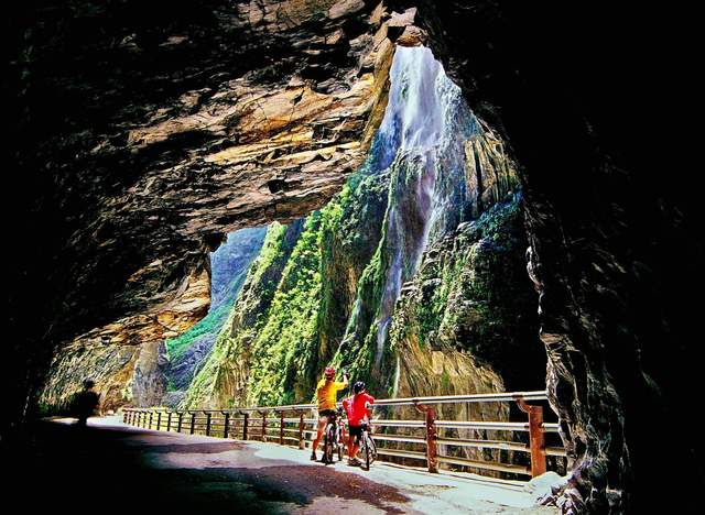 《每個國家評價最高景點》台灣的第一名不在台北唷 《每個國家評價最高景點》台灣的第一名不在台北唷