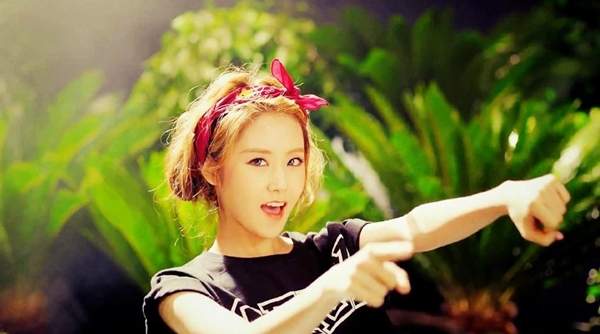 極簡單《方巾變髮帶》不想戴時取下來圍在脖上剛剛好 - 圖片6