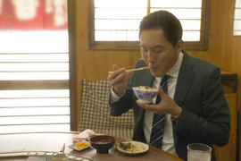 關東人無法理解的《御好燒定食》跟披薩或漢堡配飯一樣是邪道…… 關東人無法理解的《御好燒定食》跟披薩或漢堡配飯一樣是邪道……