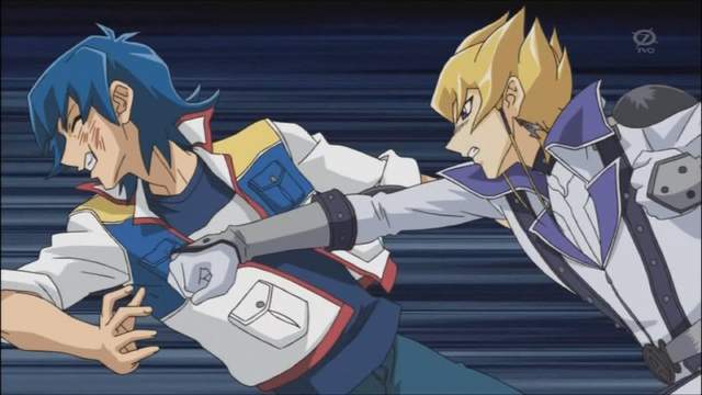 家庭崩壞《老爸網拍兒子的寶貝卡片》亂賣惹得兒子超火大……