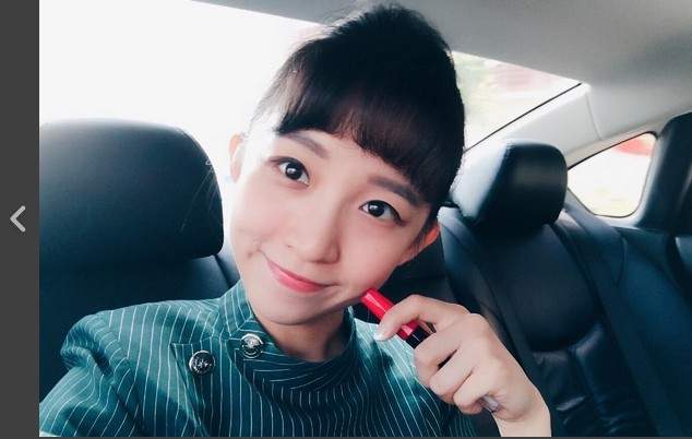 《長榮可愛空姐YUVIA》請給我枕頭和毯子好嗎~❤ 《長榮可愛空姐YUVIA》請給我枕頭和毯子好嗎~❤