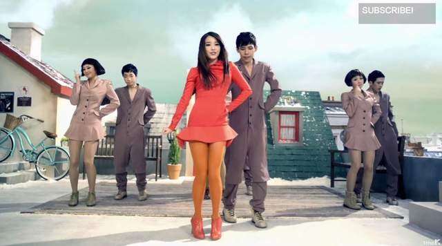 韓國金牌作詞人透露《IU這首歌是版稅最高的歌曲》是個讓作詞人荷包賺滿滿的好歌手呢