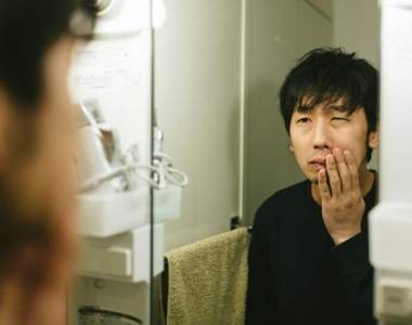 《深感自己變老的瞬間》發現錢都花在保養品上的時候... 《深感自己變老的瞬間》發現錢都花在保養品上的時候...