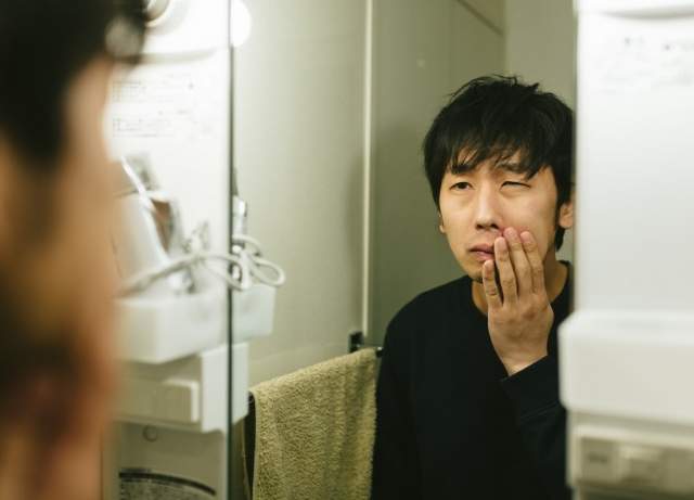 《深感自己變老的瞬間》發現錢都花在保養品上的時候... 《深感自己變老的瞬間》發現錢都花在保養品上的時候...