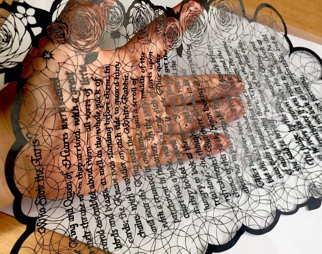 《日本紙雕藝術家坂下奈美》巧手雕出絕美奇幻「愛麗絲夢遊仙境」 《日本紙雕藝術家坂下奈美》巧手雕出絕美奇幻「愛麗絲夢遊仙境」