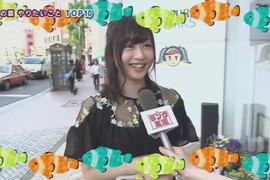 《夏季最想做的十件事》女孩想去游泳池但又怕曬到太陽XD 《夏季最想做的十件事》女孩想去游泳池但又怕曬到太陽XD