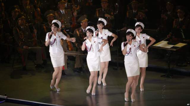 北韓最美女團《牡丹峰樂團》破壞尺度穿上短裙迷的北韓人好暈啊