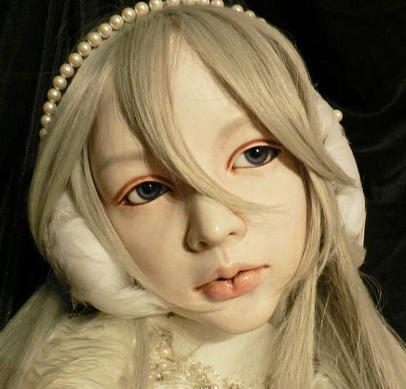 一億詐欺嫌犯遭逮《竟是日本球體關節人形製作第一人「堀佳子」》