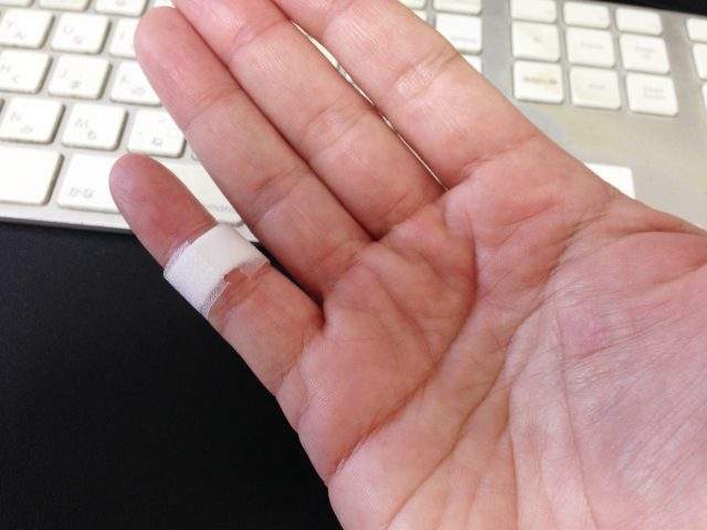 《小指藥布睡眠法》在小指貼藥布可以去除疲勞!? 《小指藥布睡眠法》在小指貼藥布可以去除疲勞!?
