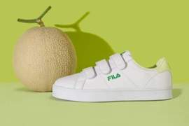 穿起來香香的?《FILA X 메로나聯名哈密瓜鞋款》淡淡青綠色好想一口咬下 穿起來香香的?《FILA X 메로나聯名哈密瓜鞋款》淡淡青綠色好想一口咬下