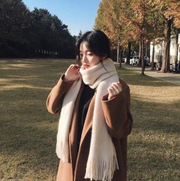 冬季必學《18種最容易上手的圍巾綁法》不用10秒就能把潮流帶著走