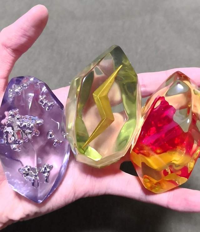 精靈寶可夢《進化之石模型》精美到買家不自覺的讚嘆wow...