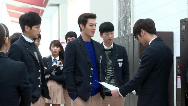 全民炎上預感《有錢人孩子分享為什麼討厭窮人》網友蓄勢待發準備會會這孩子...... 全民炎上預感《有錢人孩子分享為什麼討厭窮人》網友蓄勢待發準備會會這孩子......