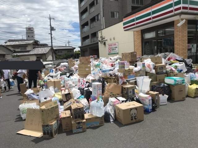 《災區不需要的物品》需要幫忙不是資源回收站這真的要搞清楚