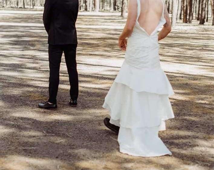 《婚禮惡作劇》以為會看到未婚妻 結果看到的是...... 《婚禮惡作劇》以為會看到未婚妻 結果看到的是......