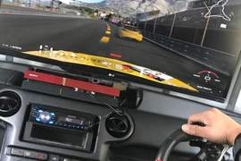 《把汽車改造成遊樂間》為了追求最佳擬真感的老爸出現啦 《把汽車改造成遊樂間》為了追求最佳擬真感的老爸出現啦
