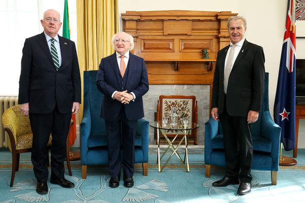 《愛爾蘭總統真有意思》就像他們國家的小精靈一樣可愛 《愛爾蘭總統真有意思》就像他們國家的小精靈一樣可愛