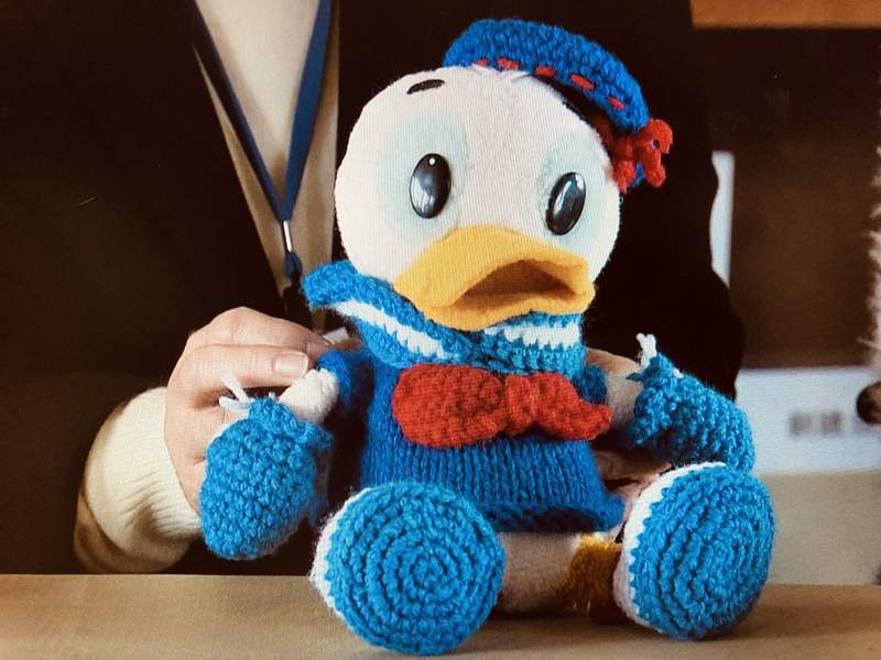 【是後續】《尋找遺失30年的唐老鴨娃娃主人》還沒找到主人先找到老婆了...