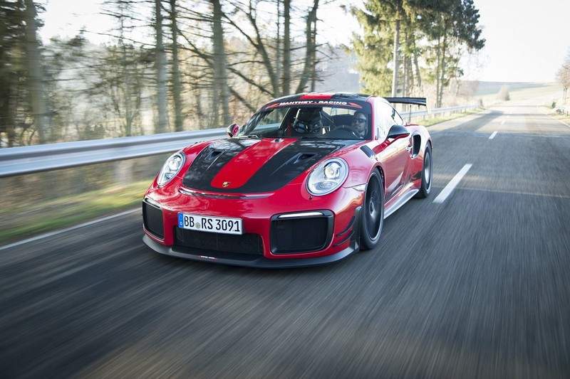 《Porsche 911 GT2 RS MR》改了什麼?Nurburgring最速量產車揭密 《Porsche 911 GT2 RS MR》改了什麼?Nurburgring最速量產車揭密