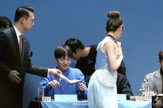 真人版上映《明星收到灰姑娘的玻璃鞋》旁邊保鑣一秒抽走也太掃興ww