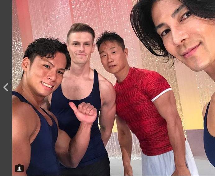 《大家的肌肉體操》猛男上陣花五分鐘的時間跟你一起燃燒流汗 《大家的肌肉體操》猛男上陣花五分鐘的時間跟你一起燃燒流汗