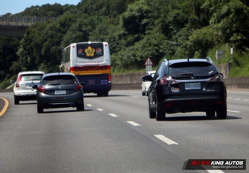 落後的《交通違規記點制》,快快更新吧 落後的《交通違規記點制》,快快更新吧
