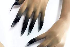《指彩手套》戴上手套就能隨時任意變換美甲造型的超省時單品 《指彩手套》戴上手套就能隨時任意變換美甲造型的超省時單品
