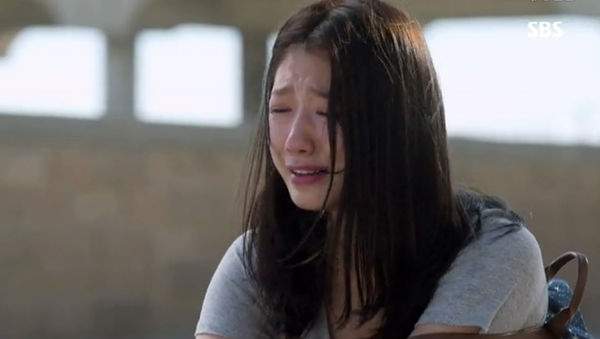 自殺率居高不下《高中生的壓力》對學生來說「念書」真的很痛苦...