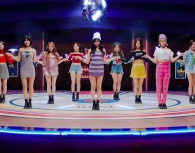 TWICE新歌《What is Love?》治裝費大公開 有件衣服竟然要20萬台幣? TWICE新歌《What is Love?》治裝費大公開 有件衣服竟然要20萬台幣?