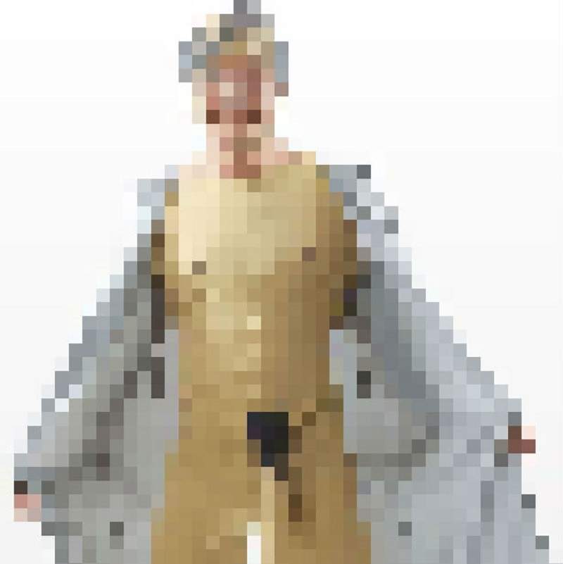 萬聖節炎上商品《髒老頭衣》女性表示:這不是幽默是性騷擾吧... 萬聖節炎上商品《髒老頭衣》女性表示:這不是幽默是性騷擾吧...