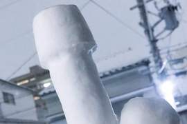 《新阿姆斯特朗旋風噴射阿姆斯特朗砲》日本各地紛紛豎起了壯觀的條狀物XD 《新阿姆斯特朗旋風噴射阿姆斯特朗砲》日本各地紛紛豎起了壯觀的條狀物XD