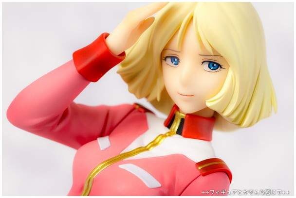 《鋼彈性感女角》打打殺殺看多了大家都需要中和一下好嗎