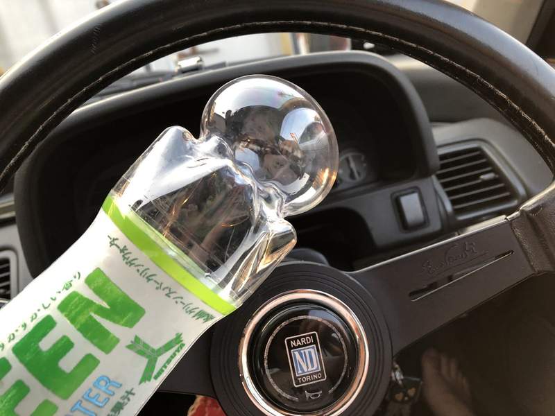 《日本猛暑的威力》夏日車內罐裝飲料以及物品的爆炸危機 (((゚Д゚;)))  《日本猛暑的威力》夏日車內罐裝飲料以及物品的爆炸危機 (((゚Д゚;)))