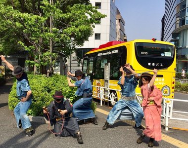 《武士撿垃圾》把撿垃圾變成一種話題,大家要愛護環境不要亂丟垃圾喔 《武士撿垃圾》把撿垃圾變成一種話題,大家要愛護環境不要亂丟垃圾喔
