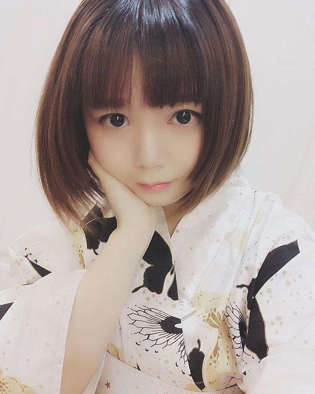 性感與可愛並存的肉肉棉花糖女孩《きょう肉肉》感覺好好抱唷❤ - 圖片2