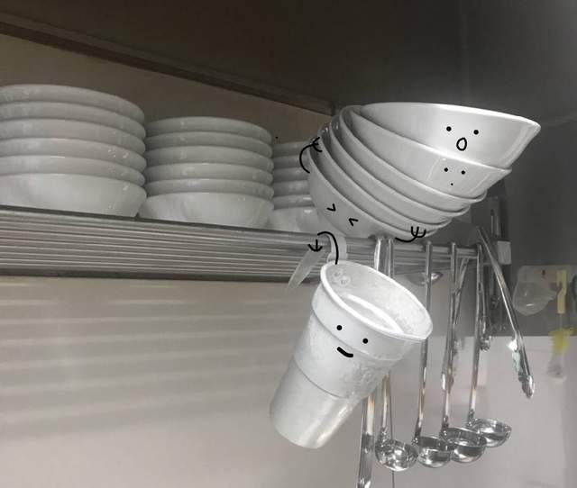 大阪地震《奇蹟生還的家中物品》打開家門瞬間心臟差點吐出來啊啊啊... 大阪地震《奇蹟生還的家中物品》打開家門瞬間心臟差點吐出來啊啊啊...