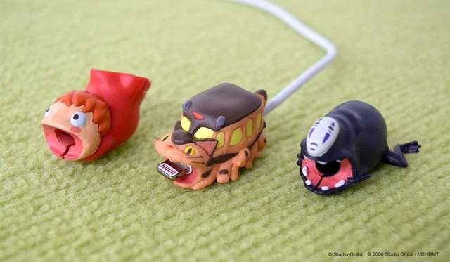 《吉卜力傳輸線保護套》有龍貓公車怎麼沒有龍貓款呢？跪求龍貓款啊～～