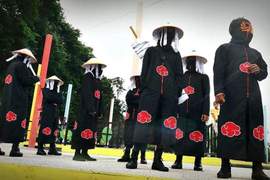 【有片】印尼出現《火影忍者》「曉」組織,cosplay濟弱扶貧狂做善事,獲政府認可&支持 【有片】印尼出現《火影忍者》「曉」組織,cosplay濟弱扶貧狂做善事,獲政府認可&支持