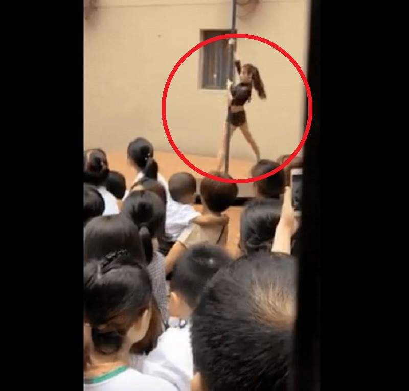 家長傻眼《幼稚園開學典禮》表演鋼管舞　性感舞者在6歲孩童面前搔首弄姿...