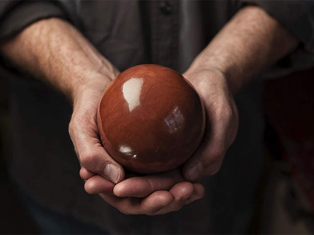 不可思《把泥巴變成閃亮亮的球》這可是即將失傳的日本傳統工「Dorodango」