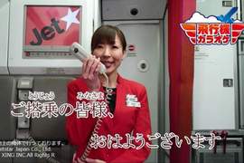體驗當機組人員的《飛機卡拉OK》機上安全宣導也可以點來唸ww 體驗當機組人員的《飛機卡拉OK》機上安全宣導也可以點來唸ww