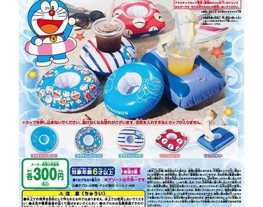 《哆啦A夢充氣杯架》實用轉蛋 不管是泡澡還是游泳都可以用呢~ 《哆啦A夢充氣杯架》實用轉蛋 不管是泡澡還是游泳都可以用呢~