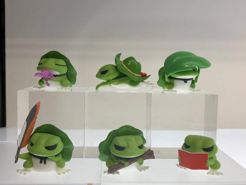 好微笑推出《旅行青蛙》超可愛盒玩 蛙兒子又在看書啦~不出去旅行嗎? 好微笑推出《旅行青蛙》超可愛盒玩 蛙兒子又在看書啦~不出去旅行嗎?