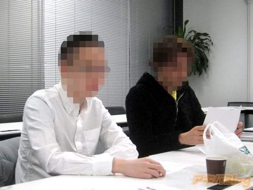 《萌系動漫作者長相》雖然沒特別幻想但網友看到還是覺得心中的某個泡泡破了 《萌系動漫作者長相》雖然沒特別幻想但網友看到還是覺得心中的某個泡泡破了