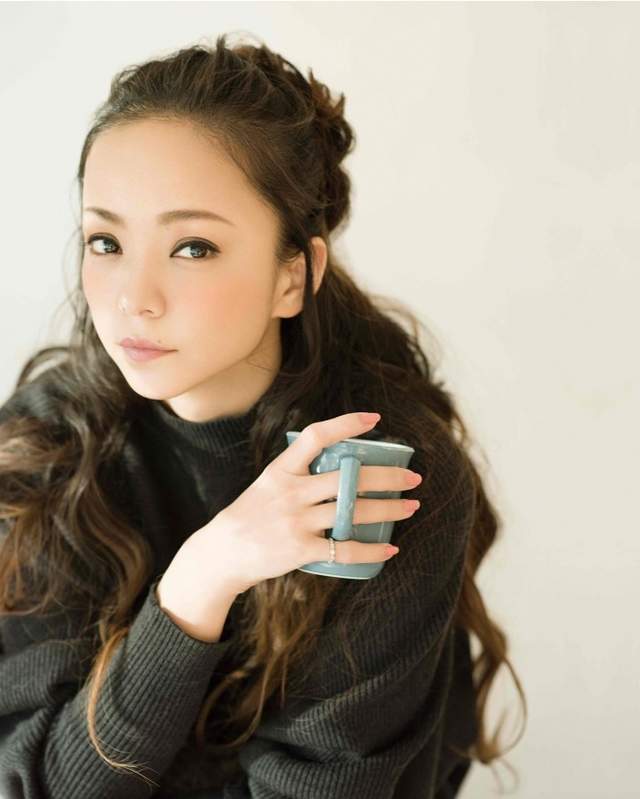 《安室奈美惠引退寫真集「GIFT」》真的是回饋給粉絲們最好的禮物 《安室奈美惠引退寫真集「GIFT」》真的是回饋給粉絲們最好的禮物