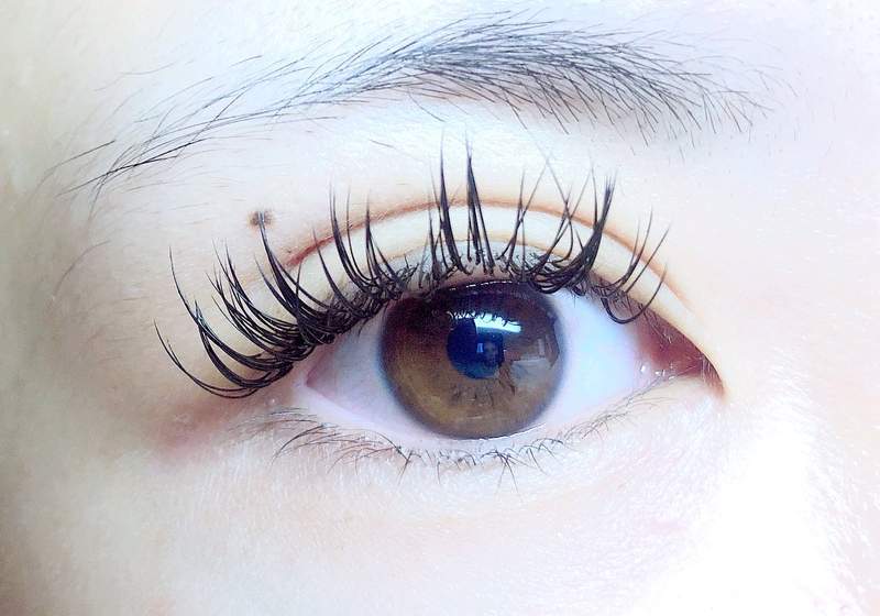 《靈異自拍照》對著燈自拍,眼睛倒影竟然出現不明人臉!?(⊙_⊙) 《靈異自拍照》對著燈自拍,眼睛倒影竟然出現不明人臉!?(⊙_⊙)