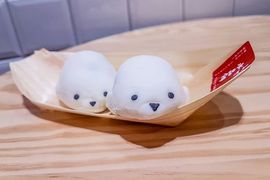 超Q彈《海豹大福》終於可以大口咬下軟軟海豹啦~只是吃起來很獵奇(= =b... 超Q彈《海豹大福》終於可以大口咬下軟軟海豹啦~只是吃起來很獵奇(= =b...