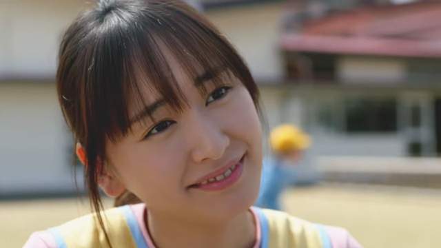 《新垣結衣》最新廣告扮幼稚園老師　怎麼連擤鼻涕都這麼可愛❤